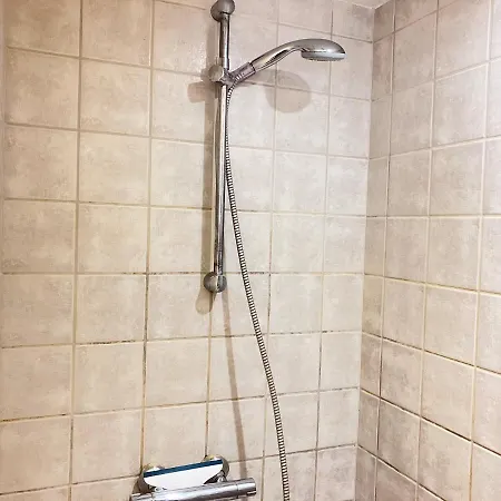 Four Bedroom In Esbjerg, Kirkegade 12