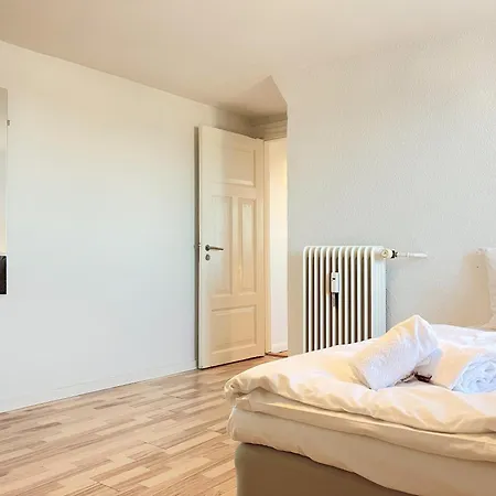 Four Bedroom In Esbjerg, Kirkegade 12